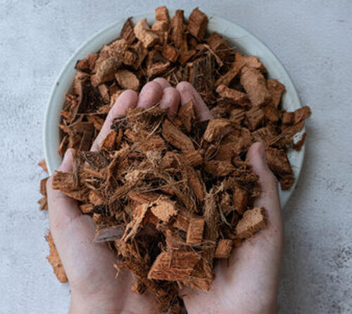 SVR Coirs husk chips 12